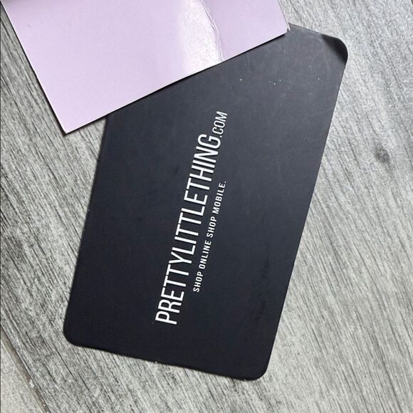 PrettyLittleThing Dark Blue Skinny Jeans - Picture 3 of 5